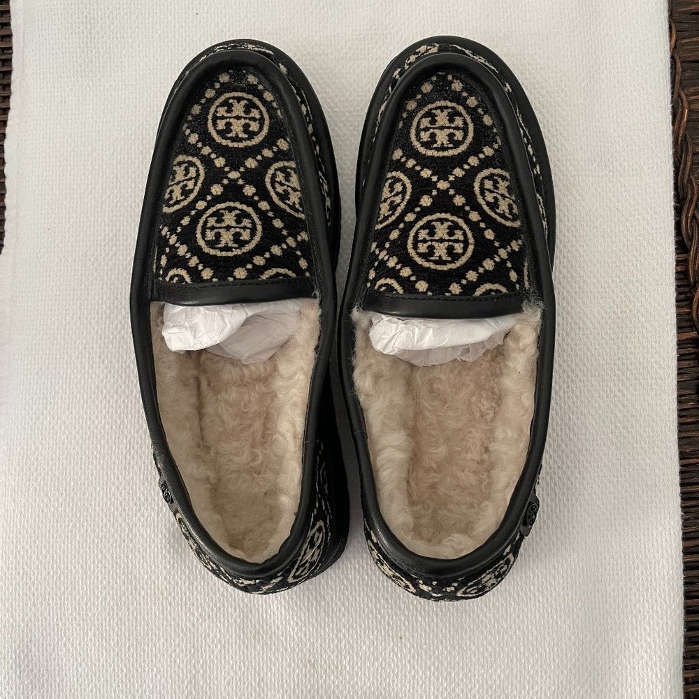 Tory Burch T Monogram Slippers/Loafers-6.5